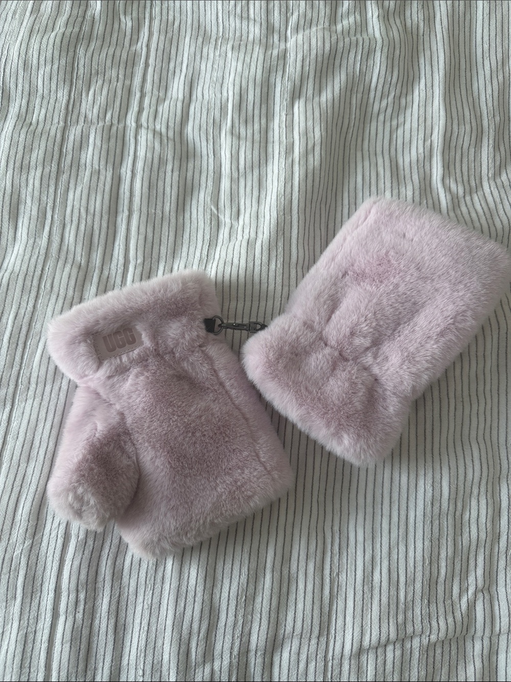 UGG Light Pink Faux Fur Fingerless Mittens